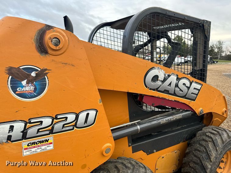 image for item EH6594 2012 Case SR220 skid steer loader