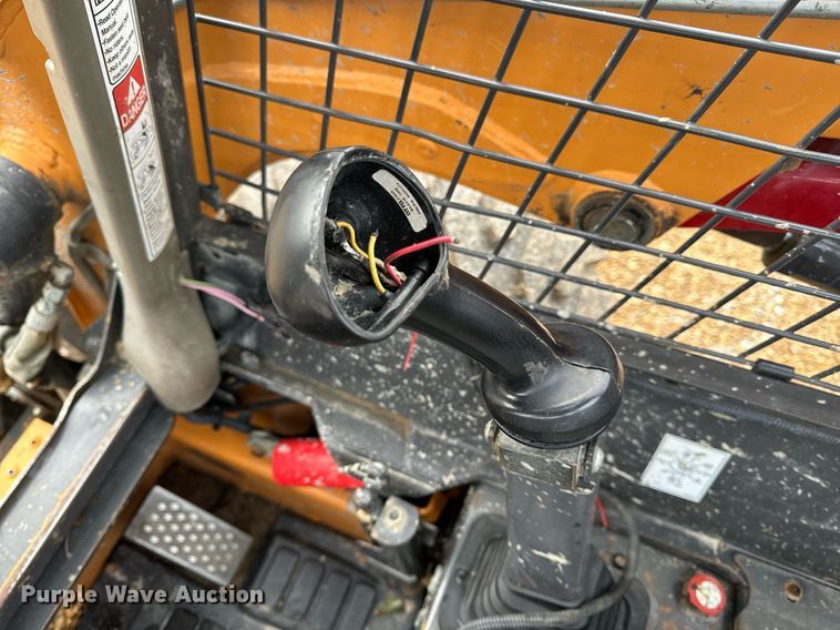 image for item EH6594 2012 Case SR220 skid steer loader