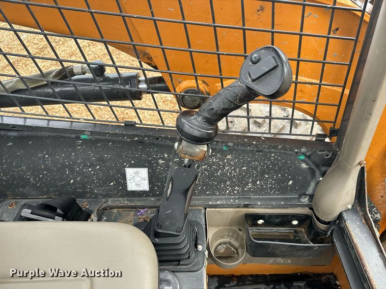 image for item EH6594 2012 Case SR220 skid steer loader