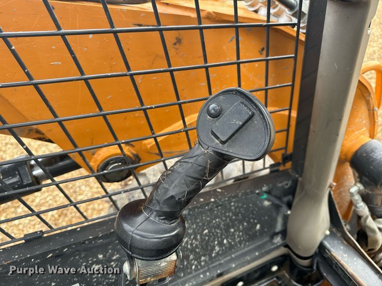 image for item EH6594 2012 Case SR220 skid steer loader