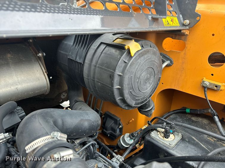 image for item EH6594 2012 Case SR220 skid steer loader