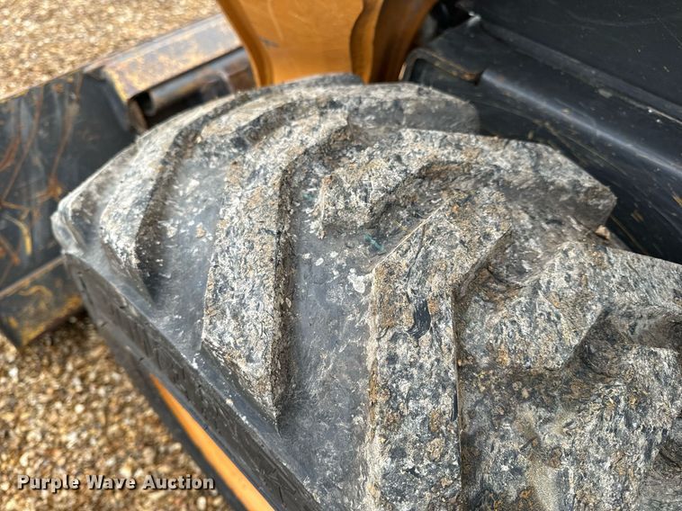 image for item EH6594 2012 Case SR220 skid steer loader