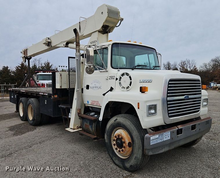 image for item EI3525 1996 Ford L8000 crane truck