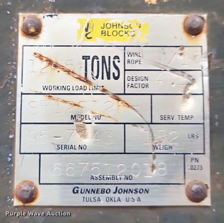 image for item EI3525 1996 Ford L8000 crane truck