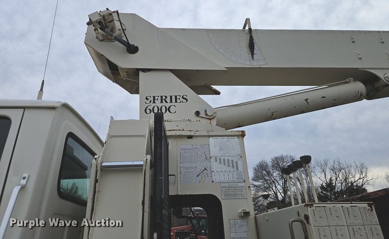 image for item EI3525 1996 Ford L8000 crane truck