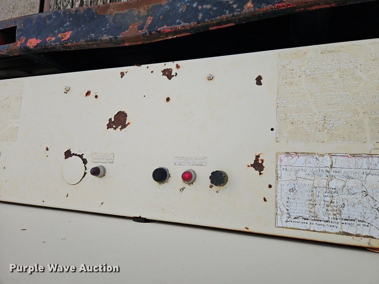 image for item EI3525 1996 Ford L8000 crane truck