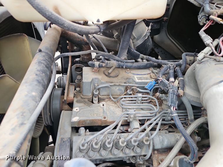 image for item EI3525 1996 Ford L8000 crane truck