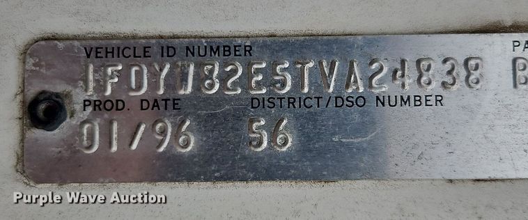 image for item EI3525 1996 Ford L8000 crane truck