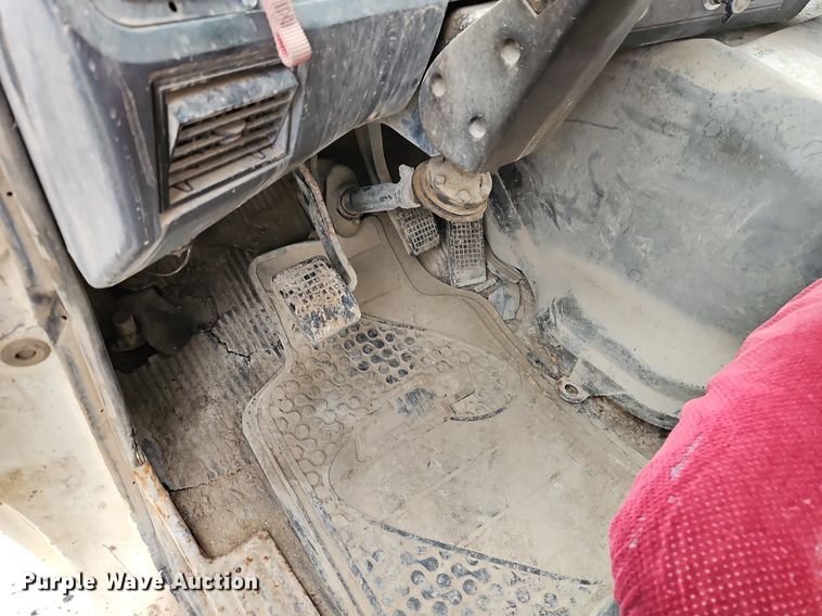 image for item EI3534 1989 Ford L9000 dump truck