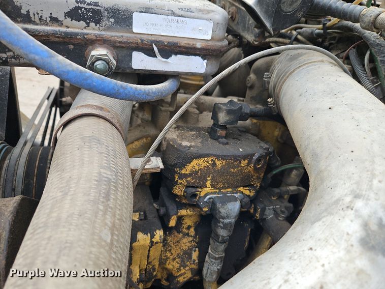 image for item EI3534 1989 Ford L9000 dump truck