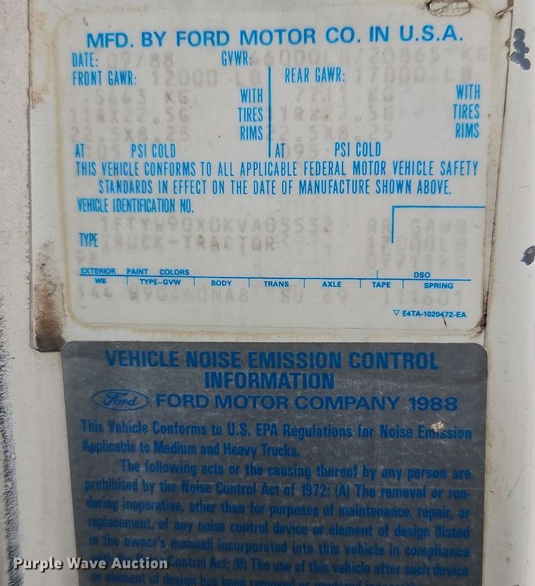 image for item EI3534 1989 Ford L9000 dump truck