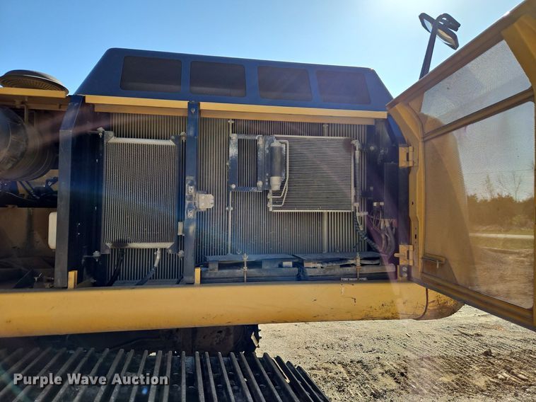 image for item EI3632 2012 John Deere 350G LC excavator