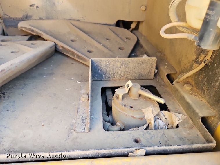 image for item EI3632 2012 John Deere 350G LC excavator