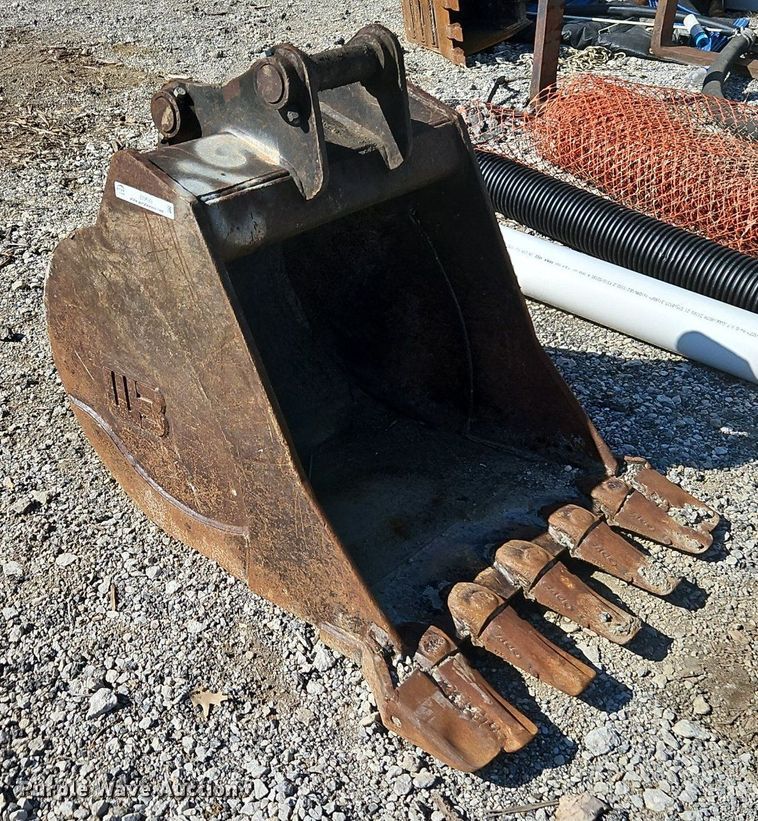 image for item EI3633 Werk-Brau Volvo ECR88 excavator bucket