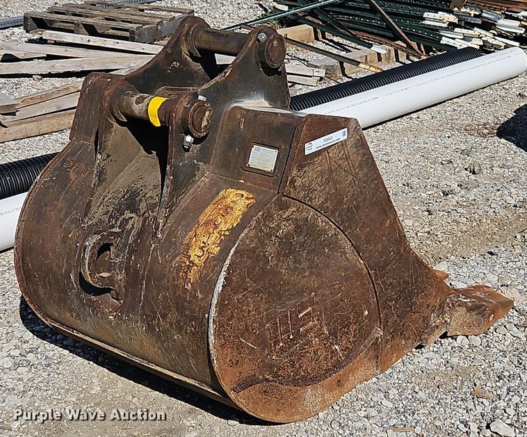 image for item EI3633 Werk-Brau Volvo ECR88 excavator bucket