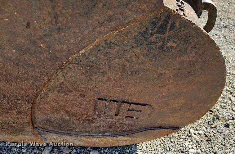 image for item EI3633 Werk-Brau Volvo ECR88 excavator bucket