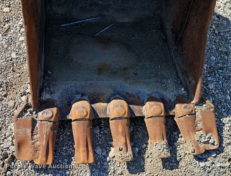 image for item EI3633 Werk-Brau Volvo ECR88 excavator bucket