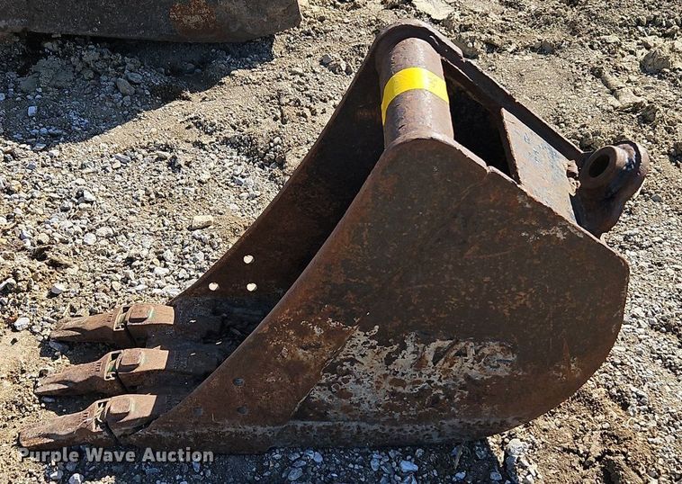 image for item EI3634 TAG excavator bucket
