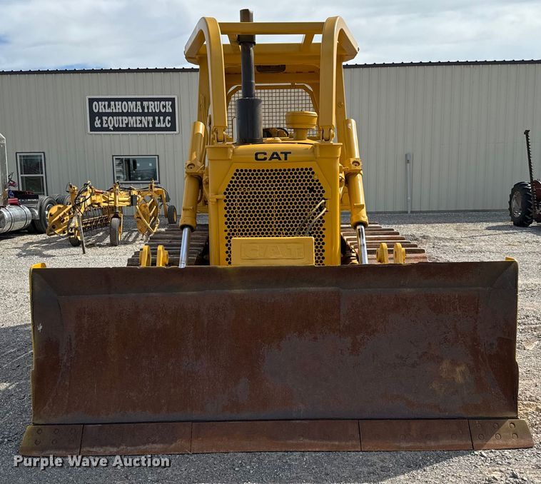 image for item EJ0316 Caterpillar  D6D dozer