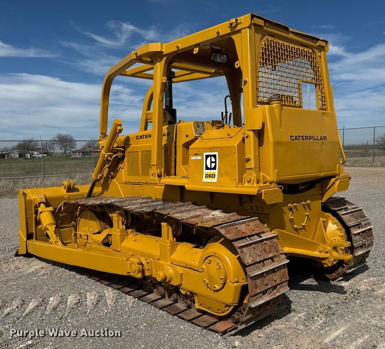 image for item EJ0316 Caterpillar  D6D dozer