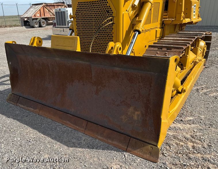 image for item EJ0316 Caterpillar  D6D dozer