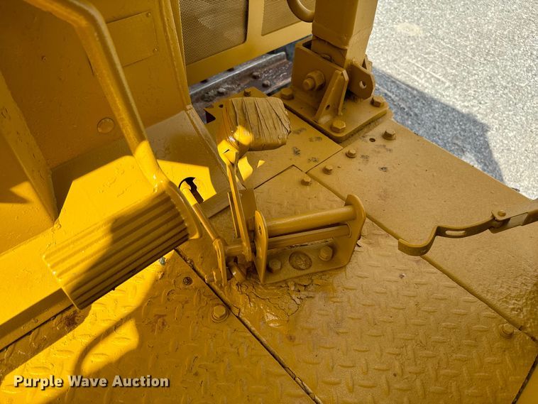 image for item EJ0316 Caterpillar  D6D dozer