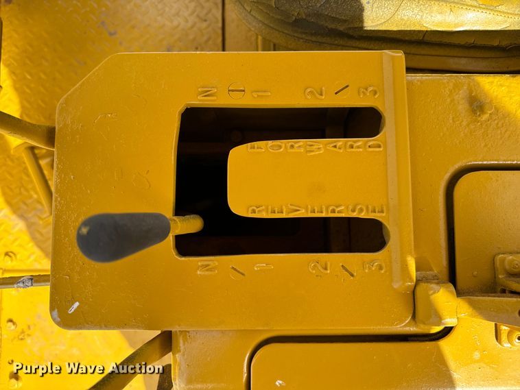 image for item EJ0316 Caterpillar  D6D dozer