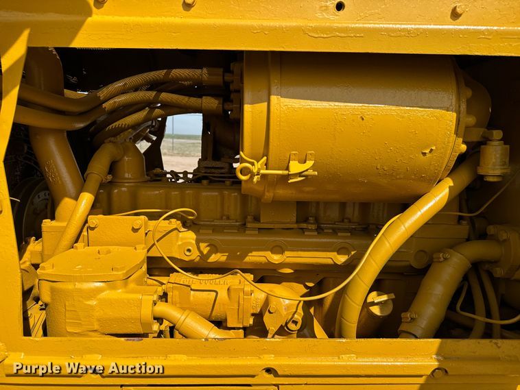 image for item EJ0316 Caterpillar  D6D dozer