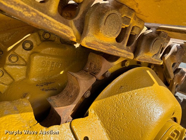 image for item EJ0316 Caterpillar  D6D dozer