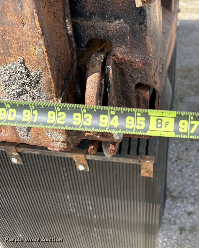 image for item EJ0318 1976 International  Transtar 4300 dump truck