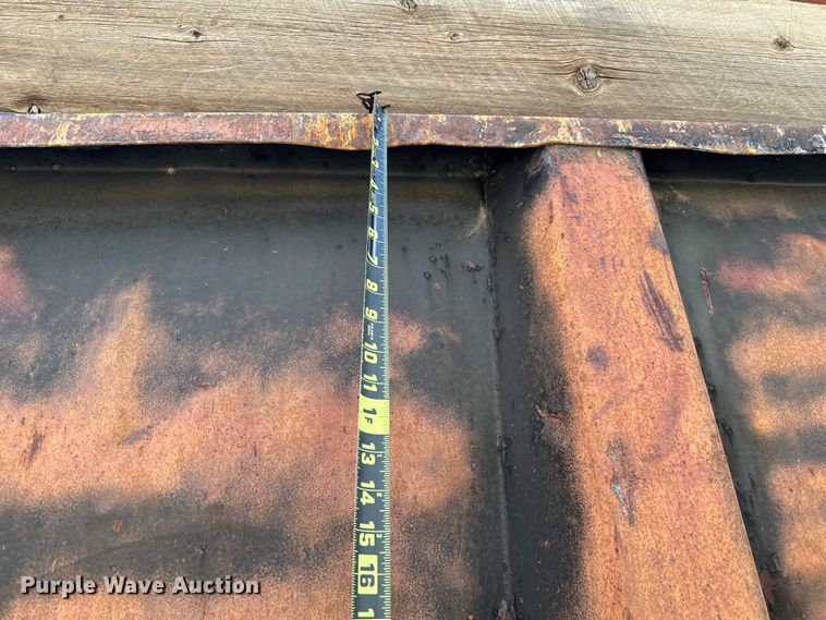 image for item EJ0318 1976 International  Transtar 4300 dump truck