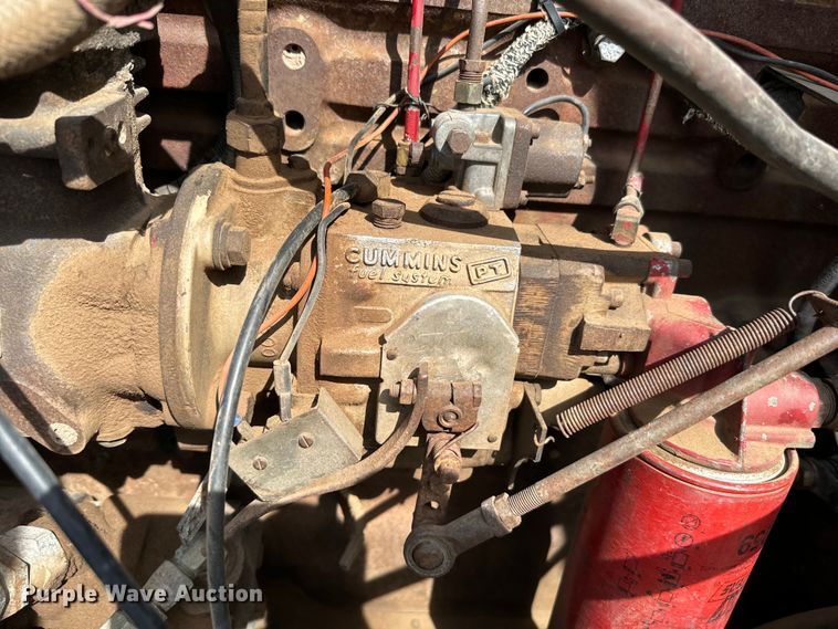 image for item EJ0318 1976 International  Transtar 4300 dump truck