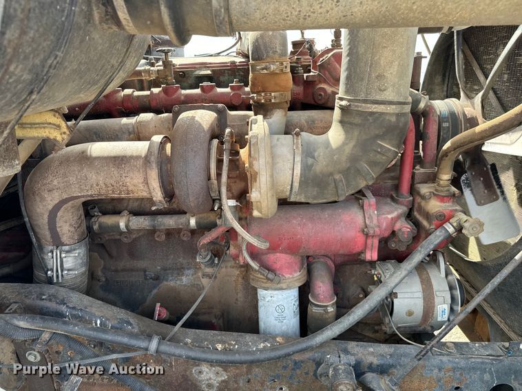 image for item EJ0318 1976 International  Transtar 4300 dump truck