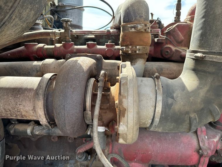 image for item EJ0318 1976 International  Transtar 4300 dump truck