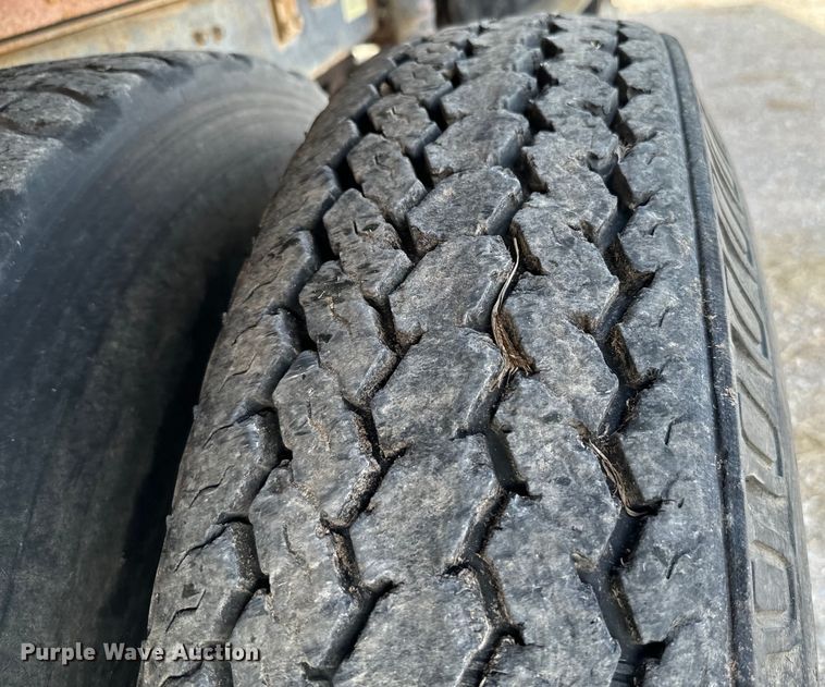 image for item EJ0318 1976 International  Transtar 4300 dump truck