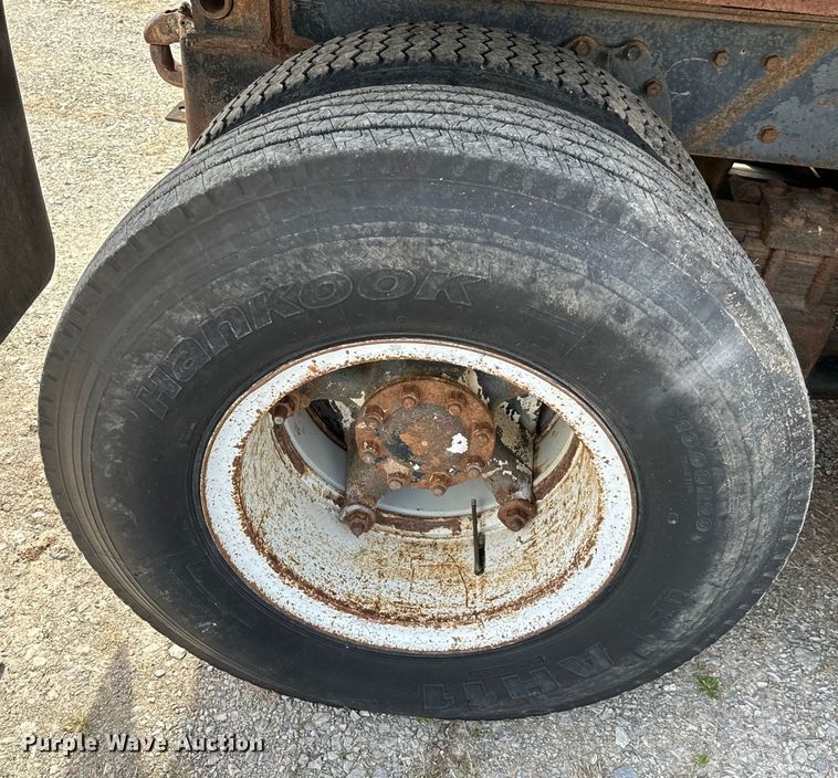 image for item EJ0318 1976 International  Transtar 4300 dump truck