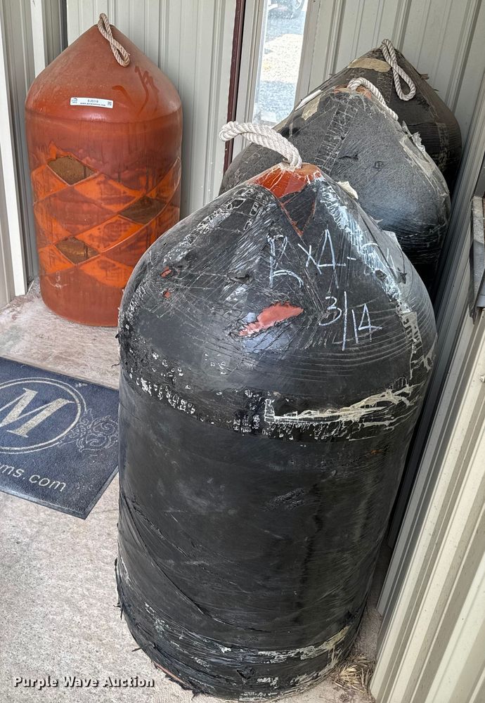 image for item EJ0319 (4) pipeline pigs