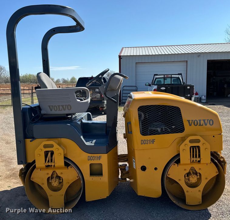 image for item EJ0326 2008 Volvo DD31HF double drum vibratory roller