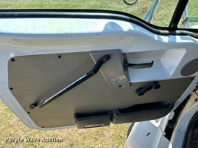 image for item EJ0327 2007 Sterling dump truck