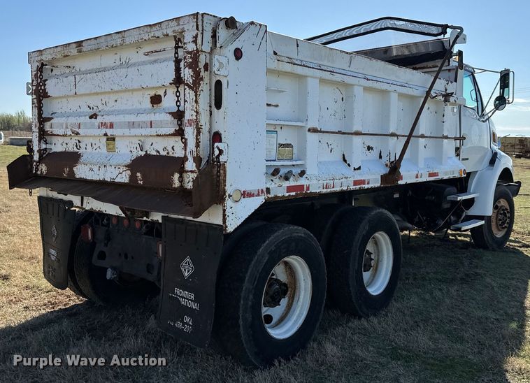 image for item EJ0328 2007 Sterling dump truck