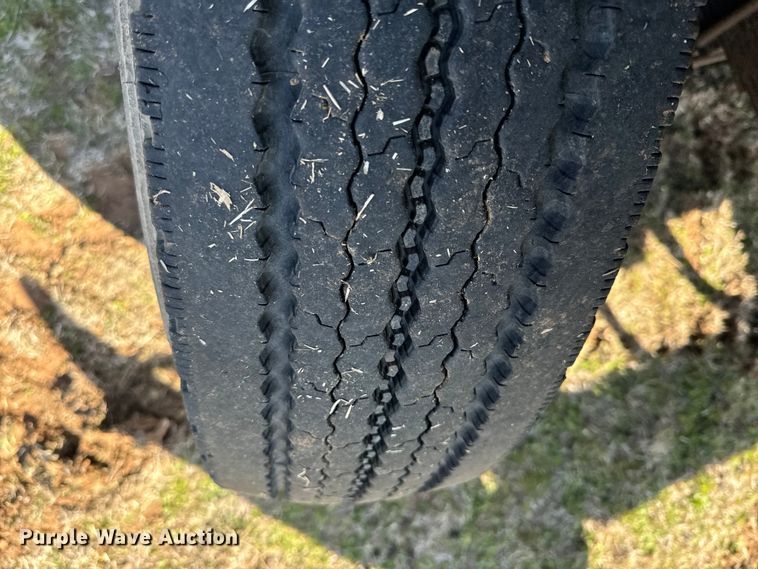 image for item EJ0328 2007 Sterling dump truck