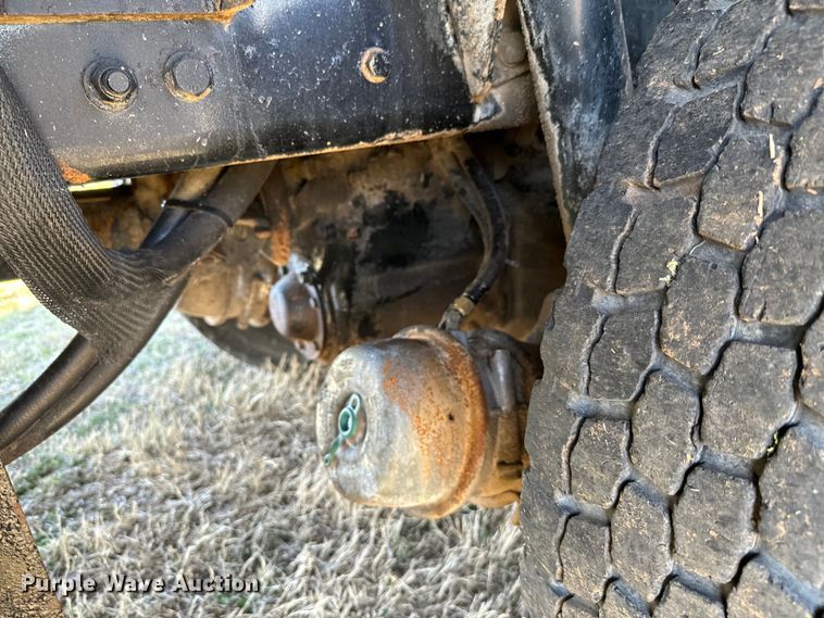 image for item EJ0328 2007 Sterling dump truck