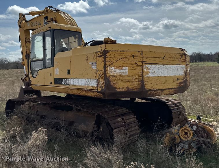 image for item EJ0339 1996 John Deere 690E LC excavator