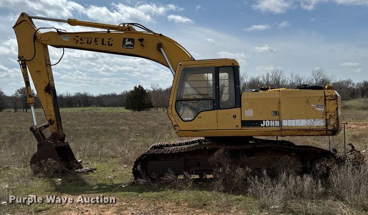 image for item EJ0339 1996 John Deere 690E LC excavator