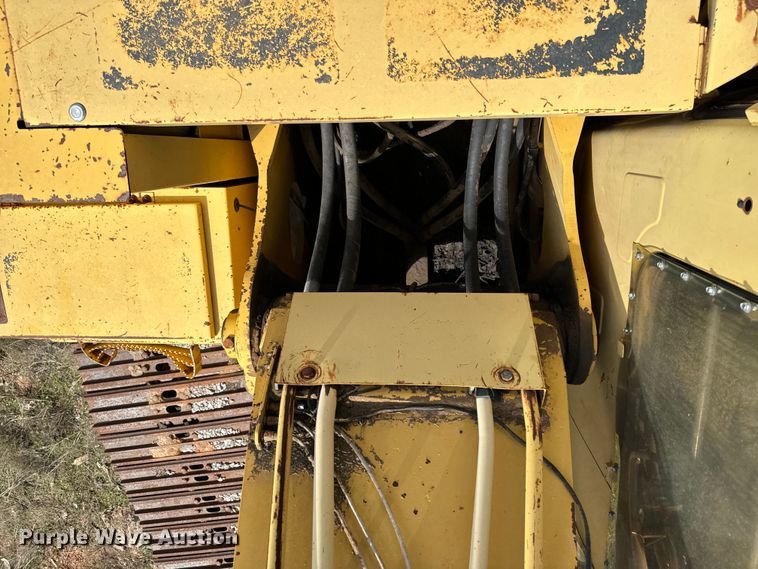 image for item EJ0339 1996 John Deere 690E LC excavator