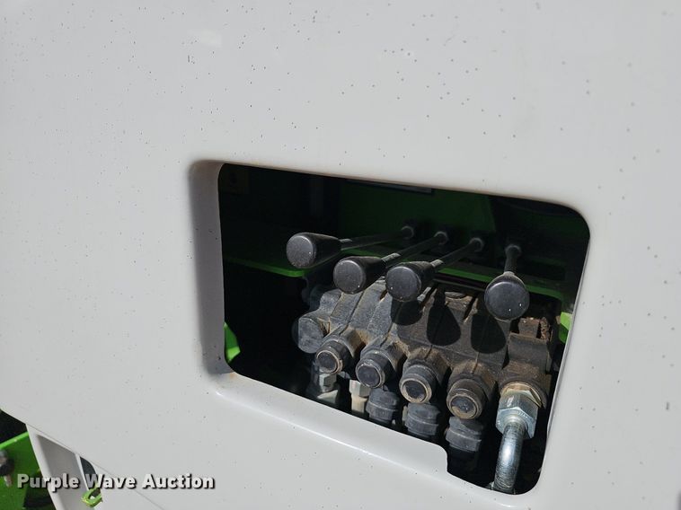 image for item EJ5990 2020 Nifty TM42T boom lift