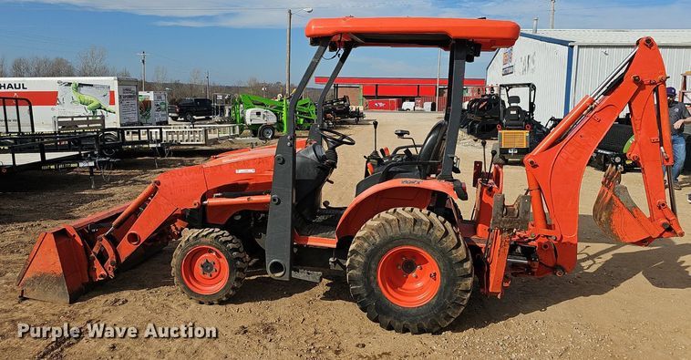image for item EJ5992 2017 Kubota    B26 backhoe