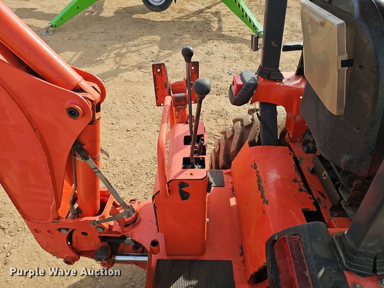 image for item EJ5992 2017 Kubota    B26 backhoe