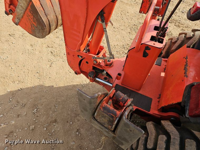 image for item EJ5992 2017 Kubota    B26 backhoe