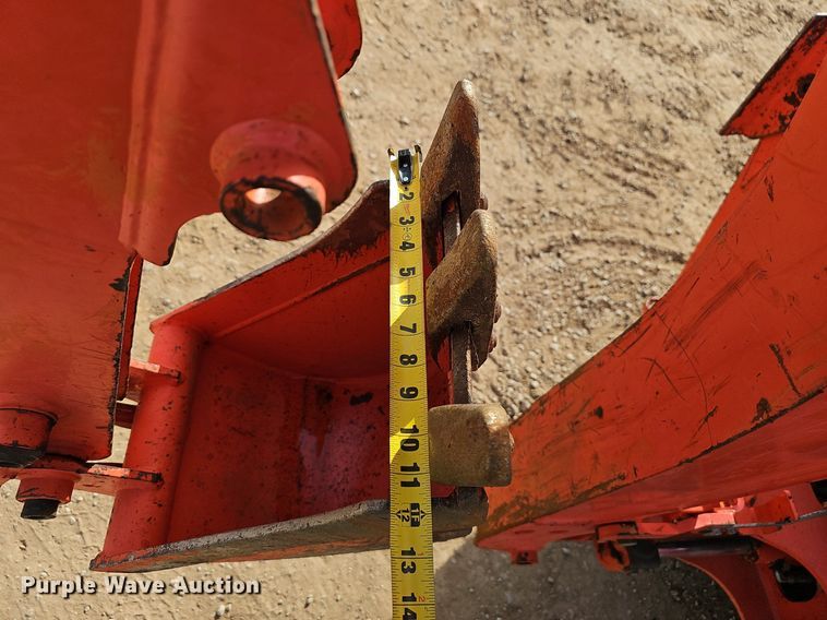 image for item EJ5992 2017 Kubota    B26 backhoe